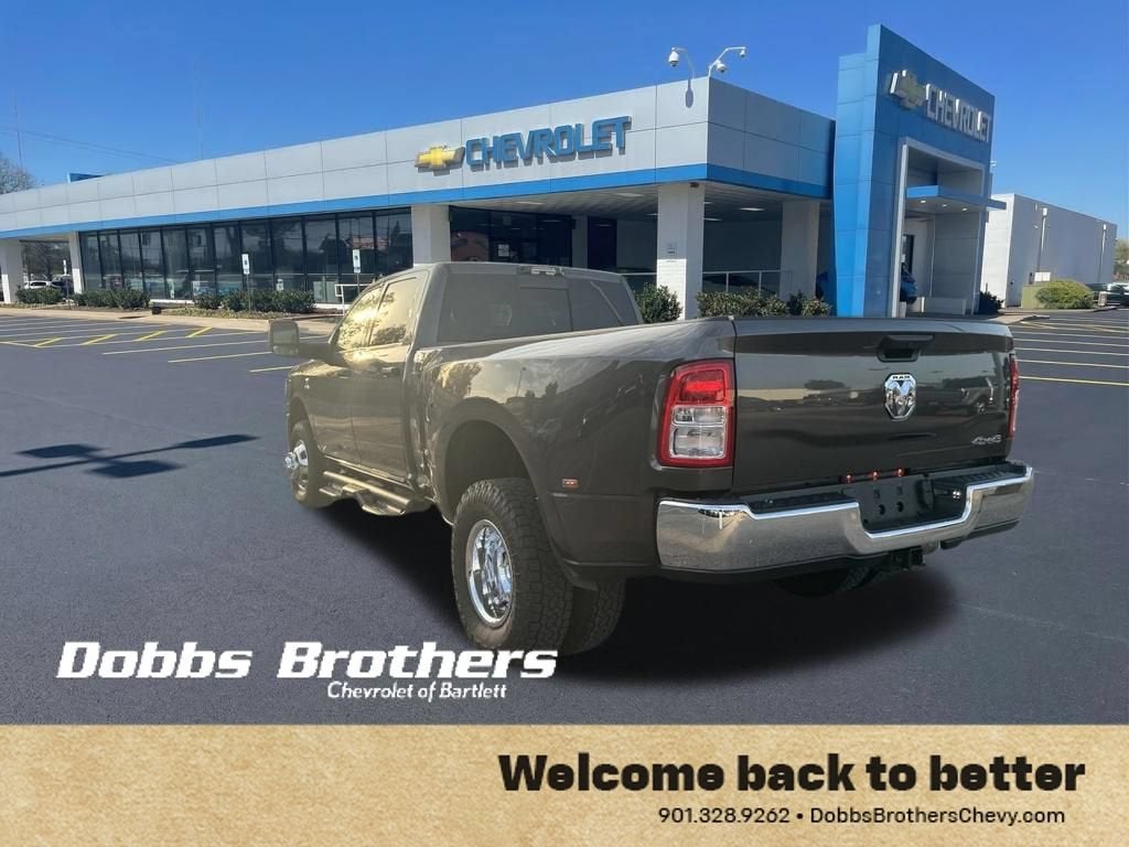 2024 RAM 3500 Tradesman Crew Cab 4x4 8' Box
