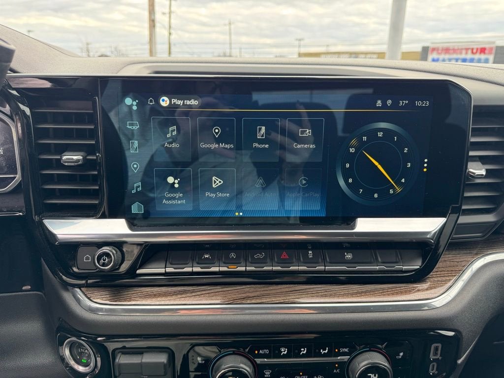 2025 Chevrolet Silverado 1500 LT