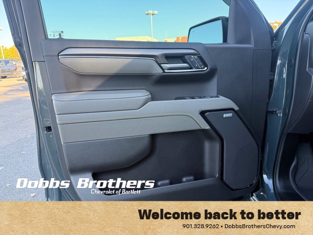 2025 Chevrolet Silverado 1500 ZR2