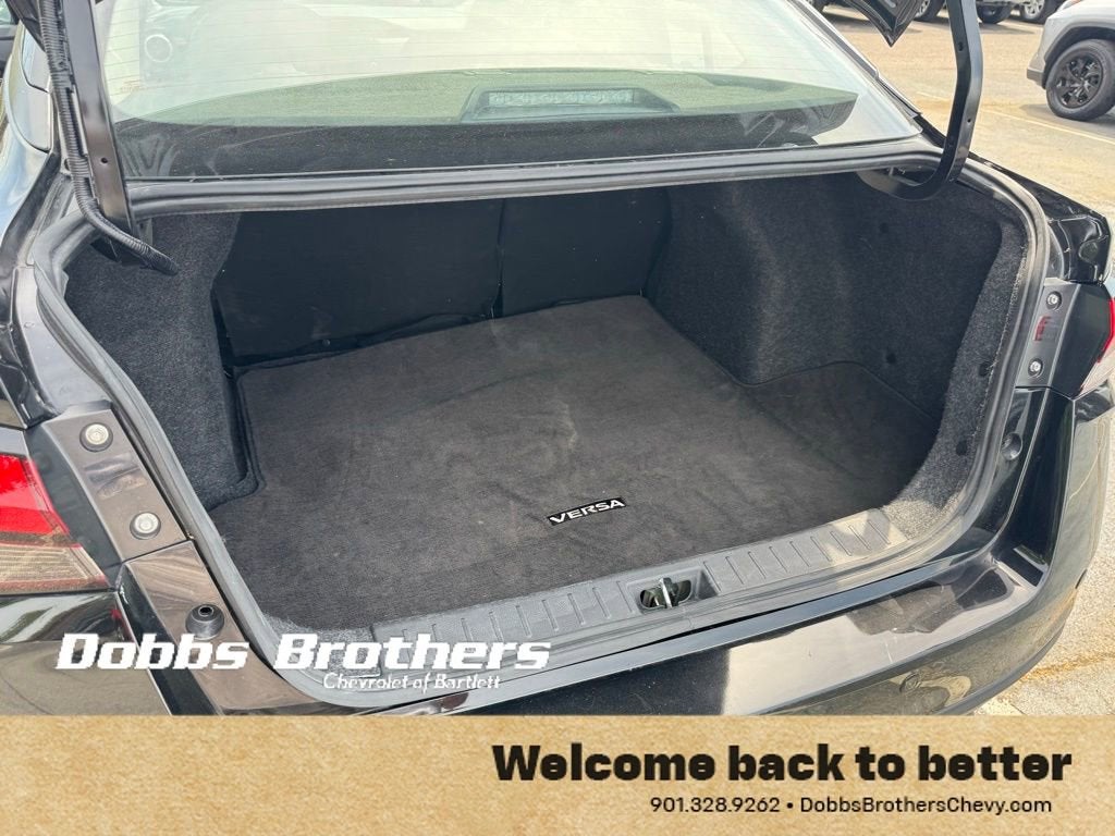 2024 Nissan Versa 1.6 SR
