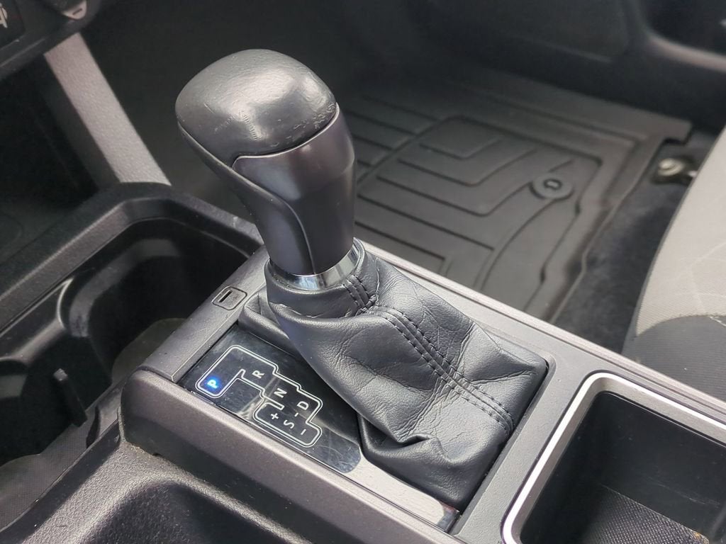 2022 Toyota Tacoma 4WD SR