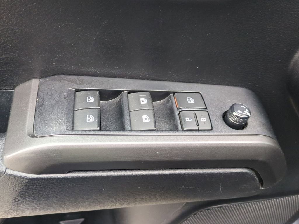 2022 Toyota Tacoma 4WD SR