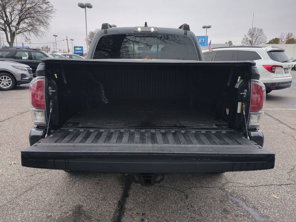 2022 Toyota Tacoma 4WD SR