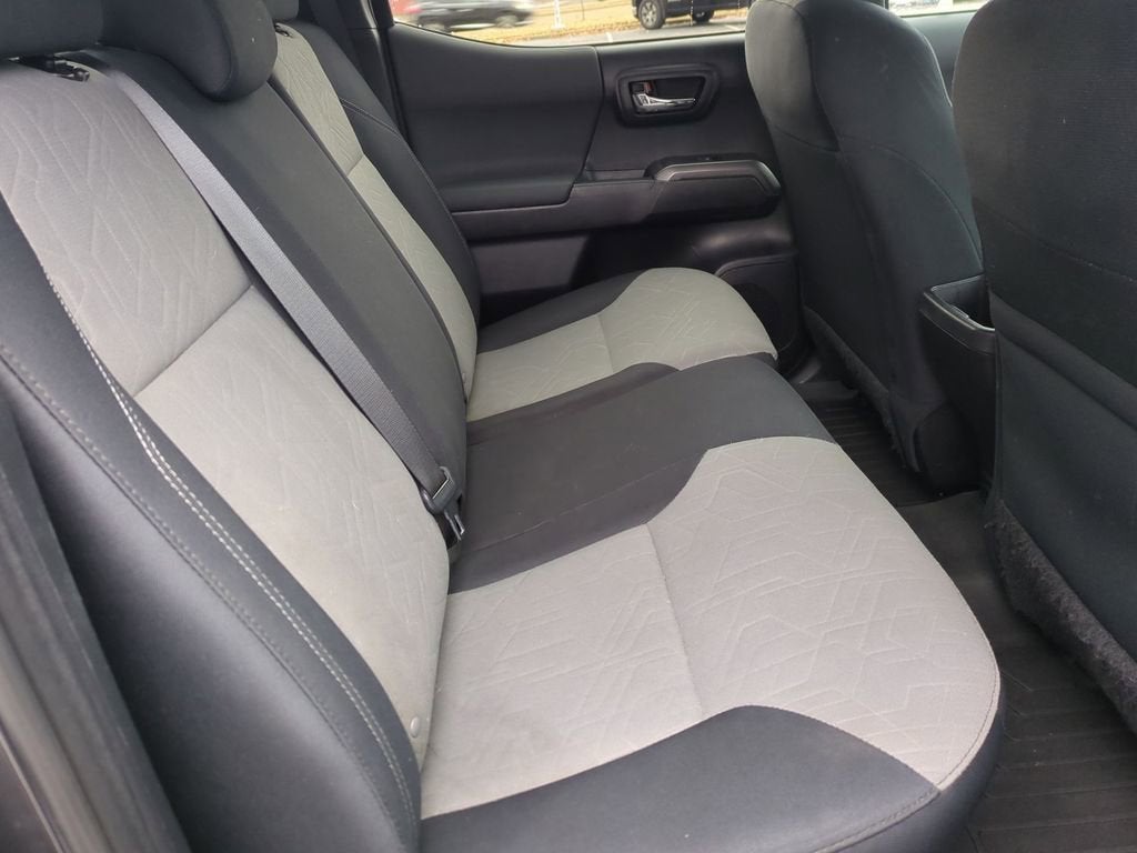 2022 Toyota Tacoma 4WD SR