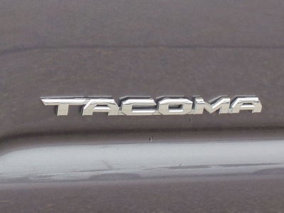 2022 Toyota Tacoma 4WD SR