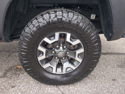 2022 Toyota Tacoma 4WD SR