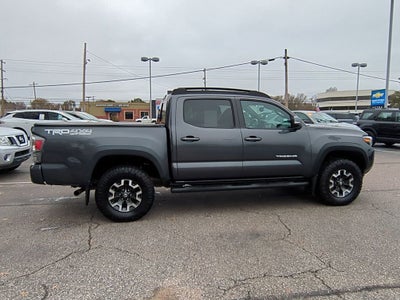 2022 Toyota Tacoma 4WD SR