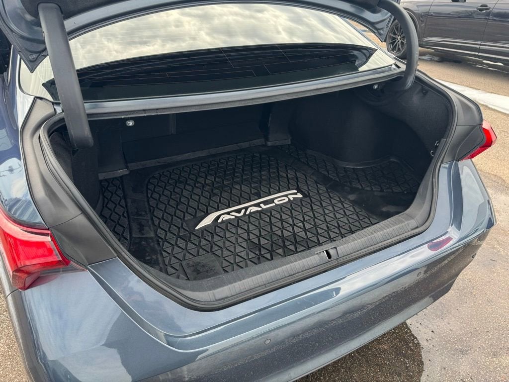 2021 Toyota Avalon Limited