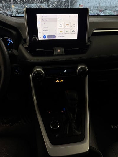 2023 Toyota RAV4 Hybrid XLE