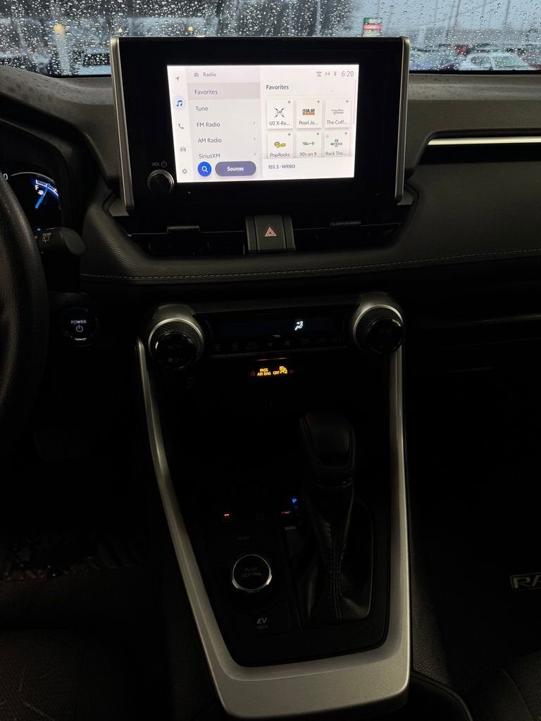 2023 Toyota RAV4 Hybrid XLE