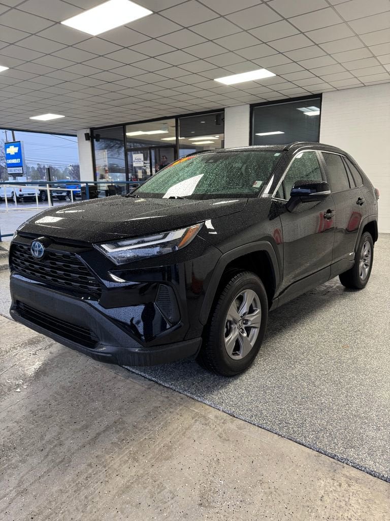 2023 Toyota RAV4 Hybrid XLE