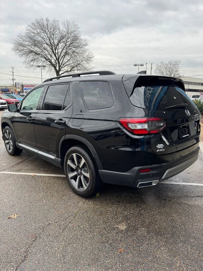 2024 Honda Pilot Touring