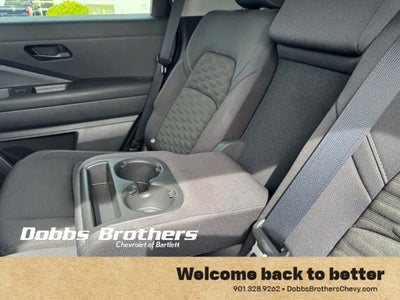 2024 Nissan Pathfinder SV