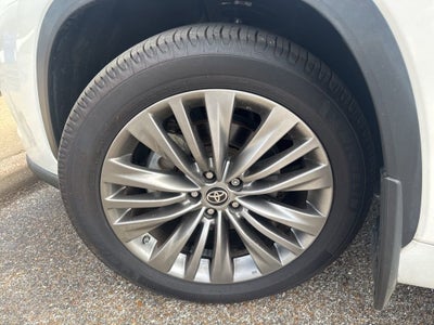 2021 Toyota Highlander Platinum