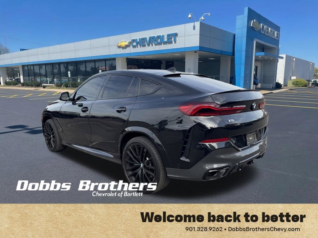 2022 BMW X6 M50i