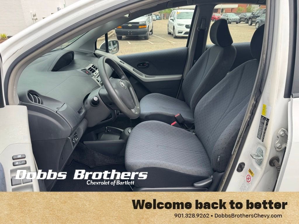 2011 Toyota Yaris 5dr Liftback Man (Natl)