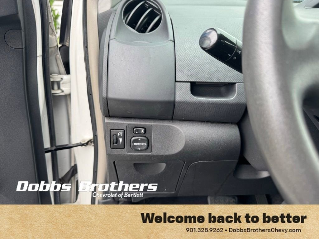 2011 Toyota Yaris 5dr Liftback Man (Natl)