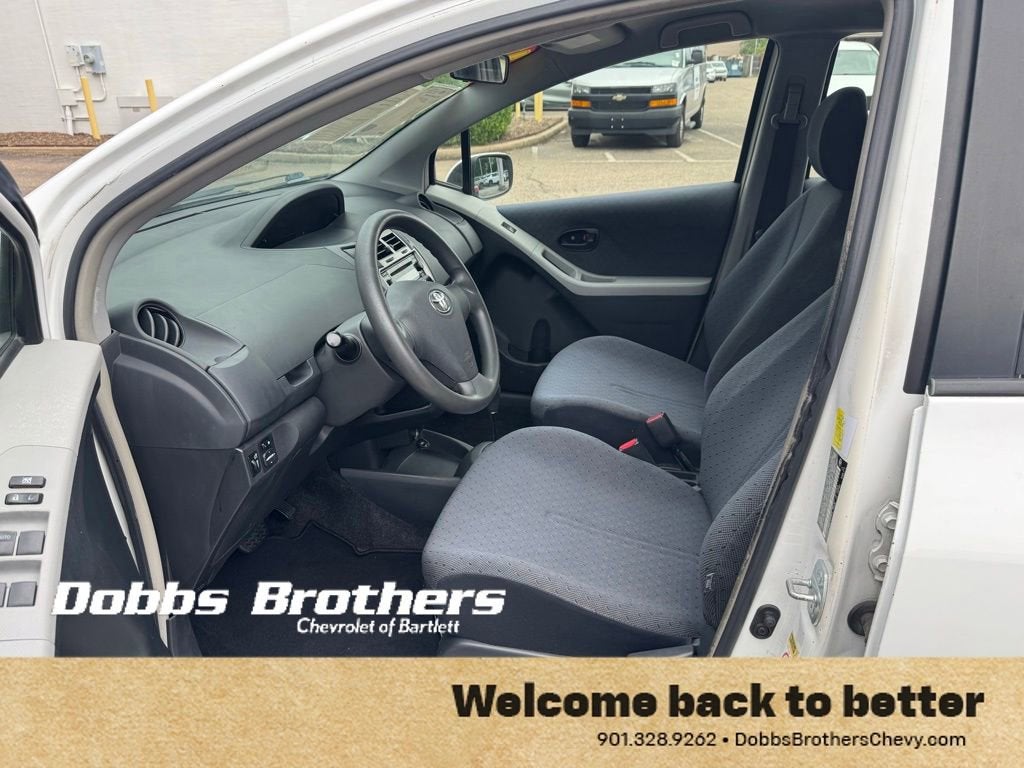 2011 Toyota Yaris 5dr Liftback Man (Natl)