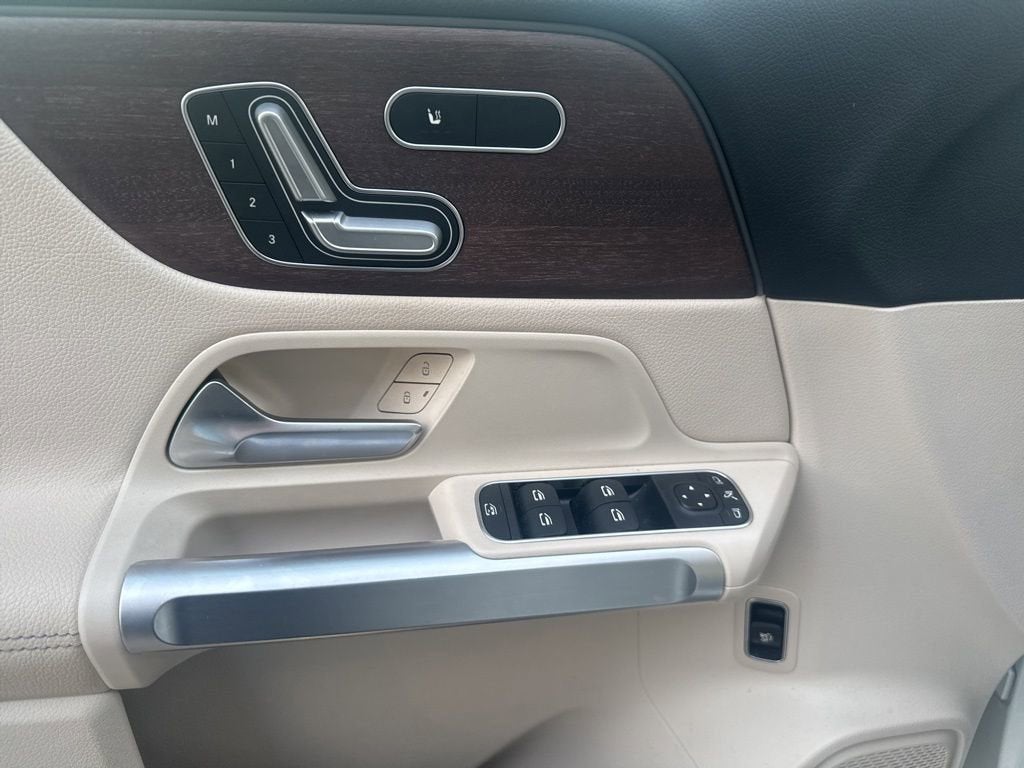 2023 Mercedes-Benz GLB GLB 250