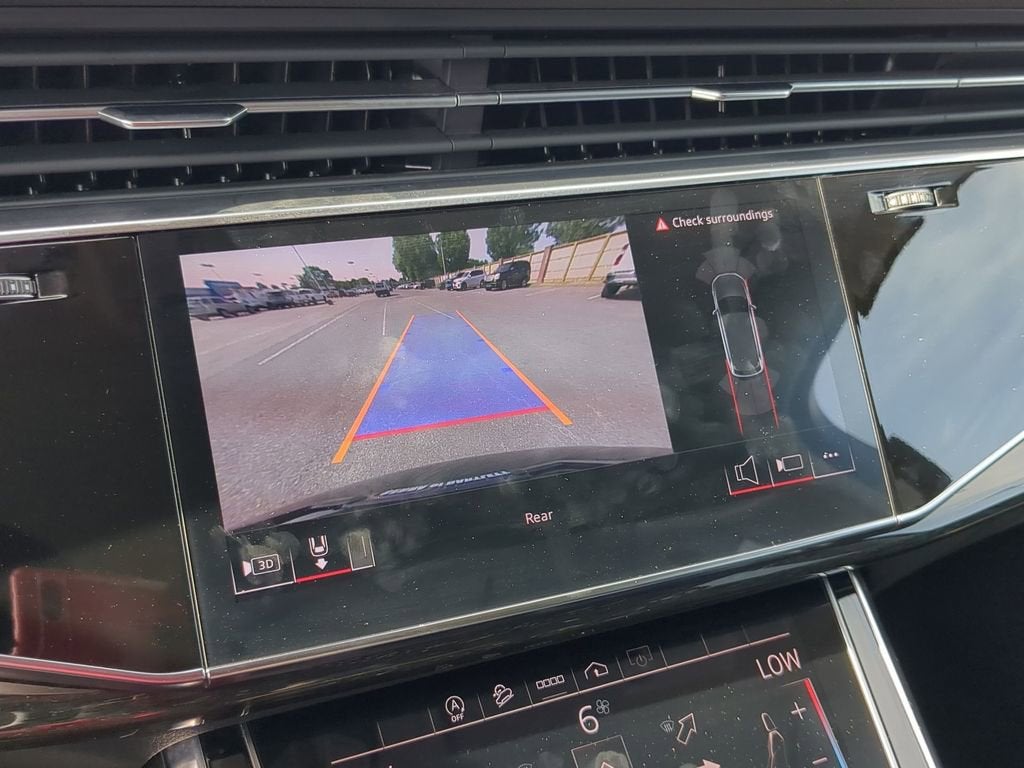 2024 Audi Q7 Premium Plus