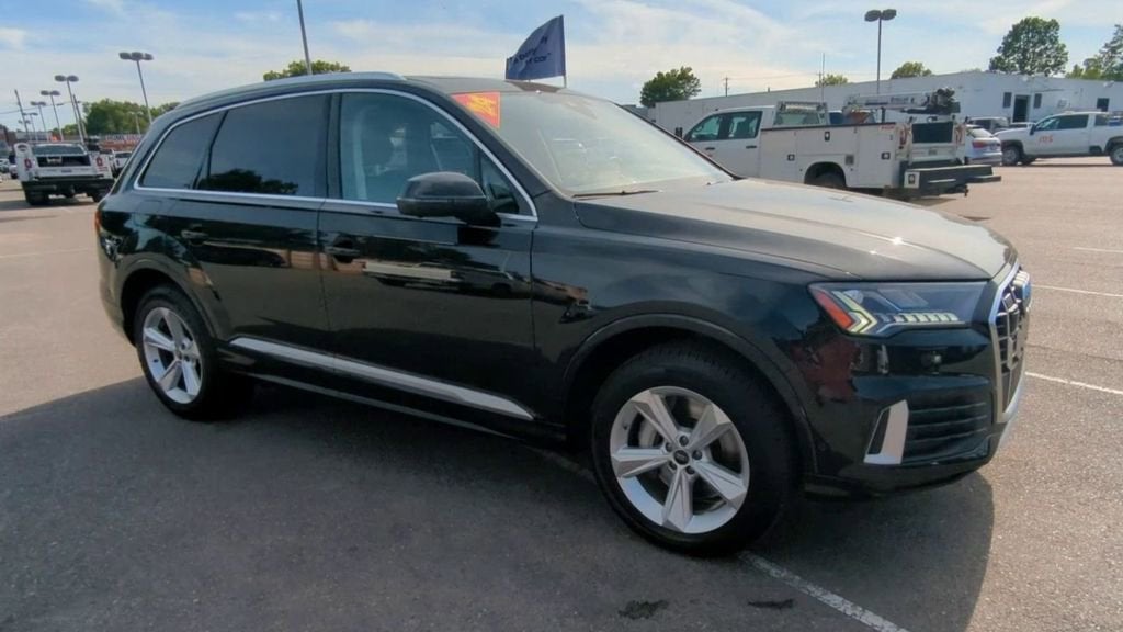 2024 Audi Q7 Premium Plus