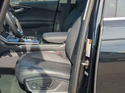 2024 Audi Q7 Premium Plus