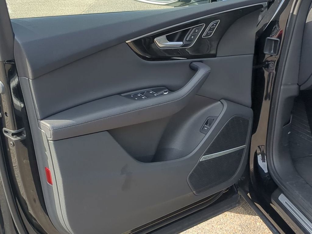 2024 Audi Q7 Premium Plus