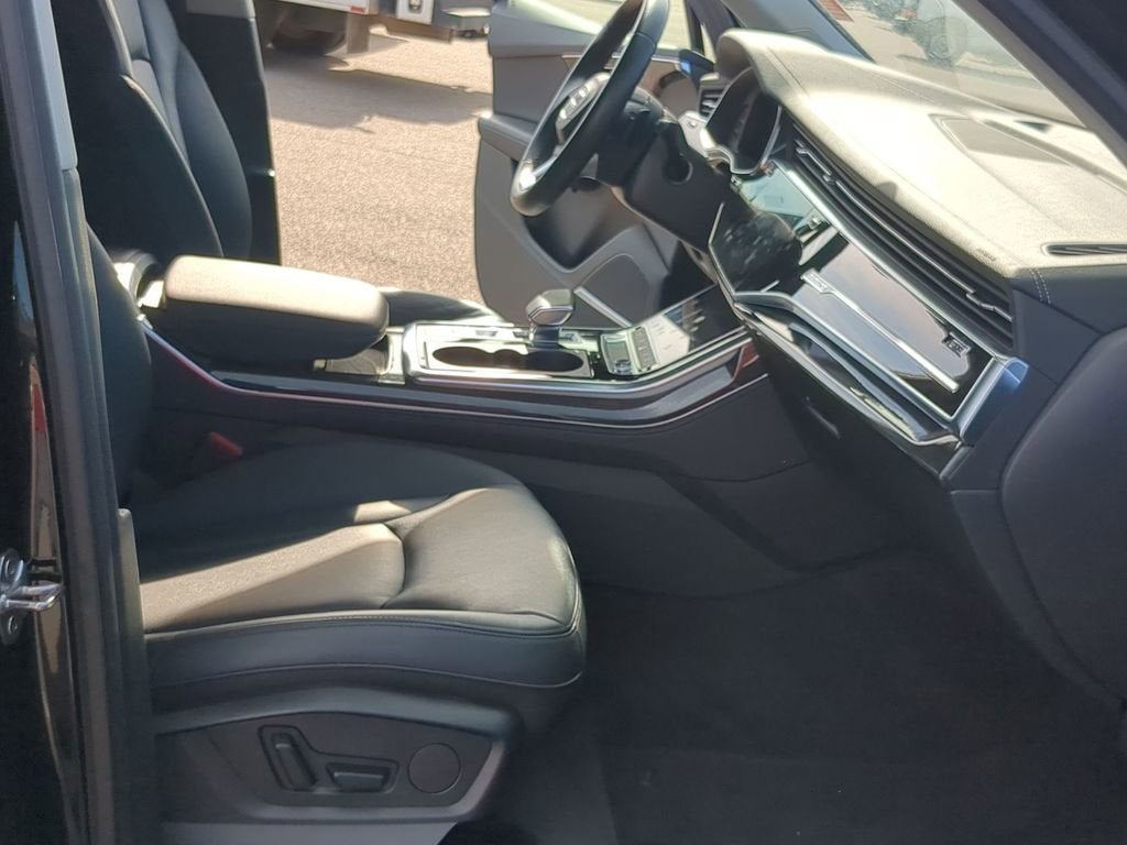 2024 Audi Q7 Premium Plus