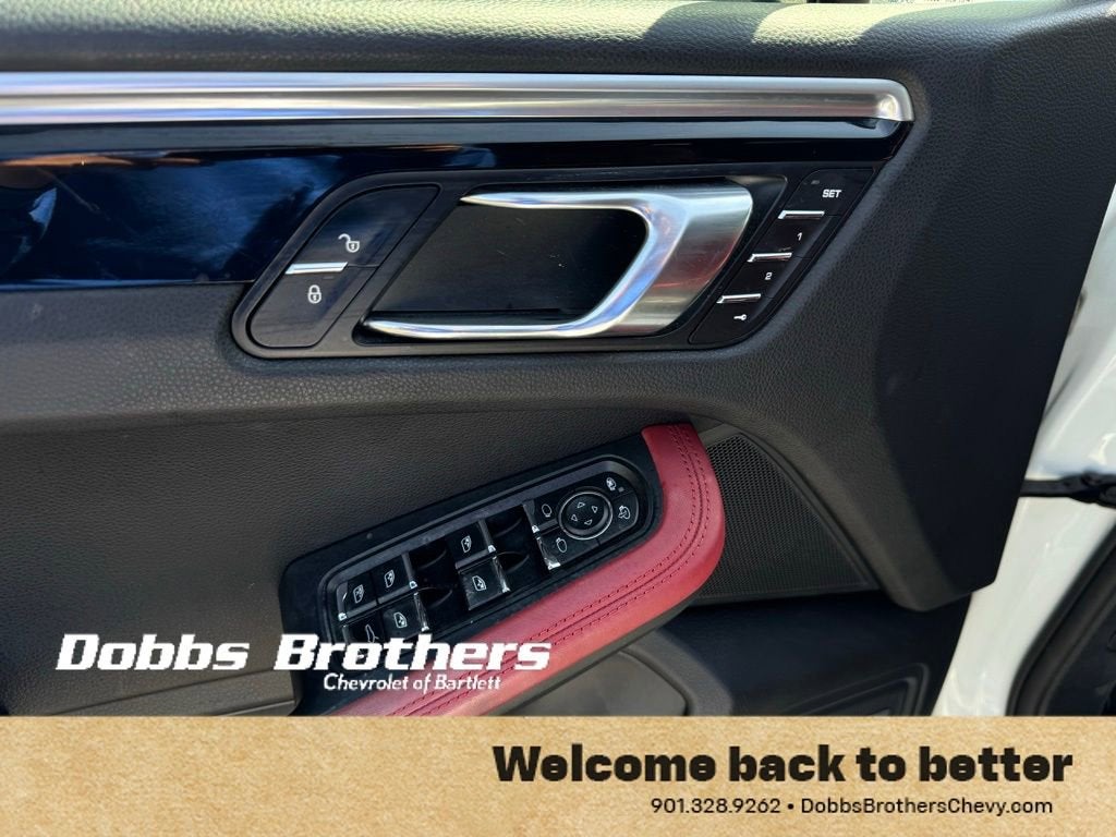 2018 Porsche Macan S