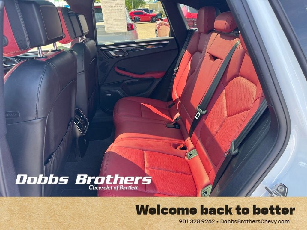 2018 Porsche Macan S